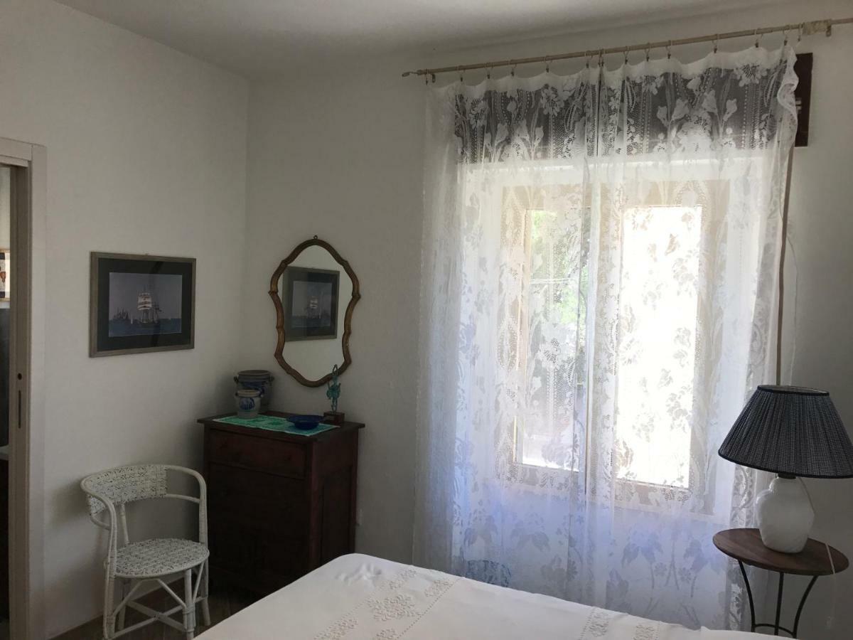 Bed and Breakfast Le 25 Tartarughe Санта-Тереза-Галлура Экстерьер фото